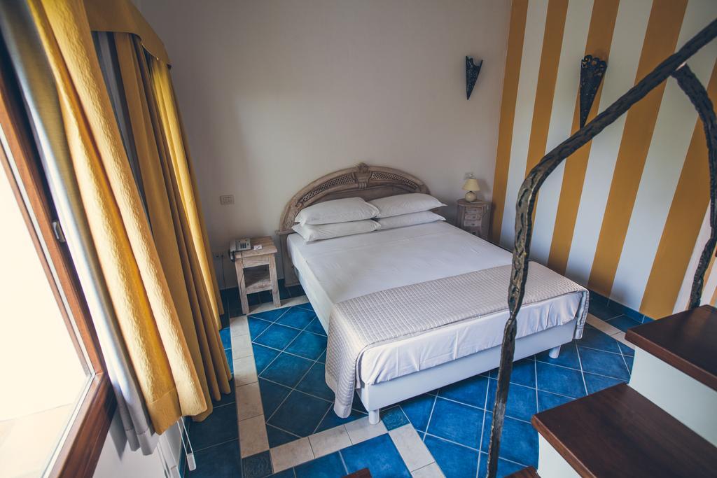 Papillo Resort Borgo Antico San Pantaleo Kültér fotó