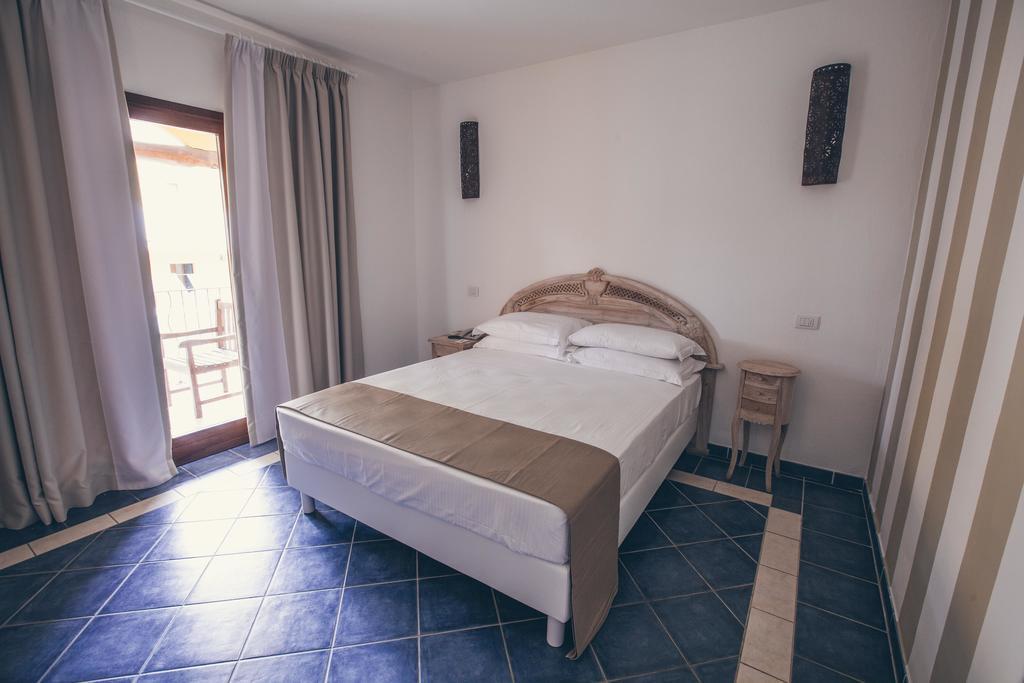 Papillo Resort Borgo Antico San Pantaleo Kültér fotó
